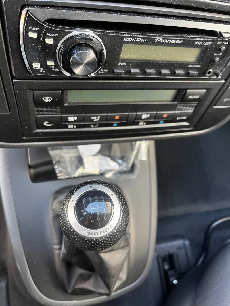 VW Sharan 2.8 VR6, 4 motion , снимка 9 - Автомобили и джипове - 52555221