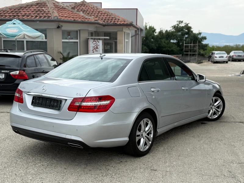 Mercedes-Benz E 350 AMG/на пружини, снимка 3 - Автомобили и джипове - 51682539