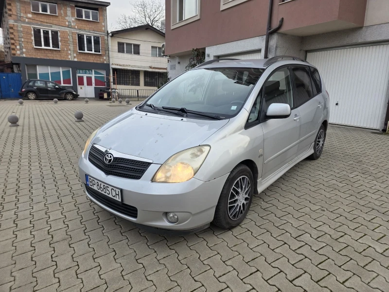 Toyota Corolla verso А/С, снимка 8 - Автомобили и джипове - 52691094