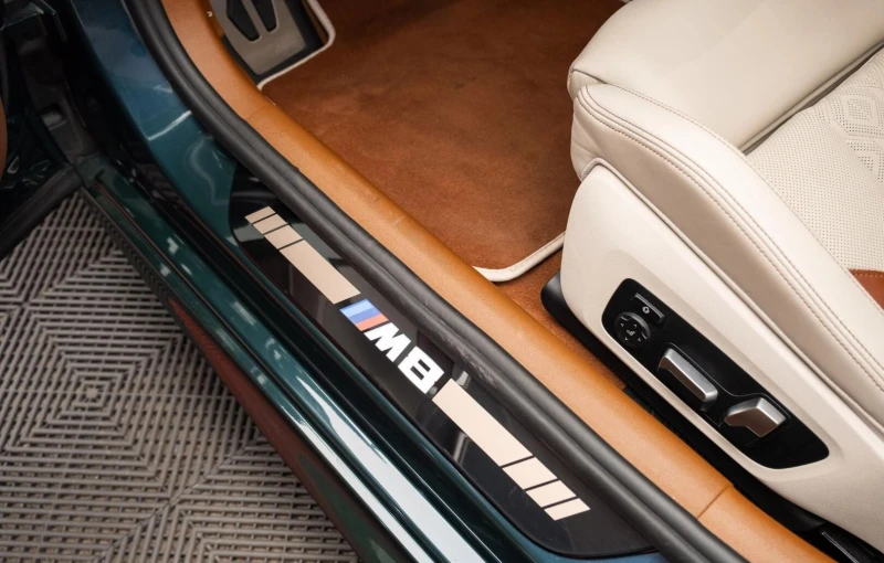 BMW M8 Competition 4.4 V8 xDrive , снимка 14 - Автомобили и джипове - 52705405