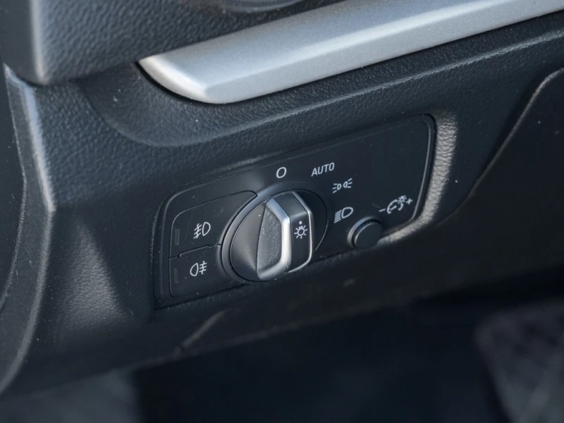 Audi A3 * Quattro 2.0T Komfort !! No Accident/Clean/Servic, снимка 13 - Автомобили и джипове - 52804385