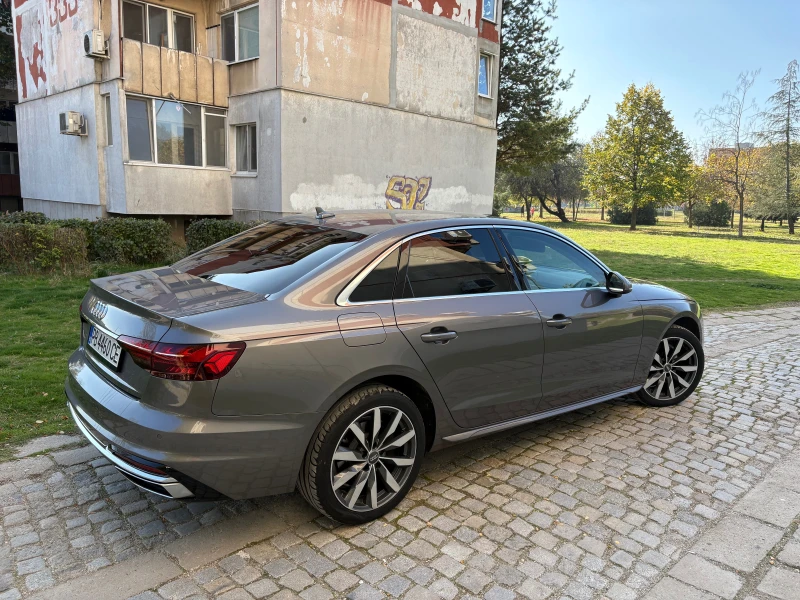 Audi A4 2.0Tdi S-lain Matrix Фейслифт, снимка 4 - Автомобили и джипове - 52946717