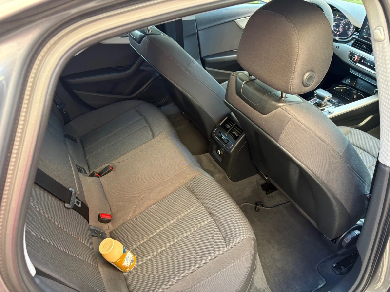Audi A4 2.0Tdi S-lain Matrix Фейслифт, снимка 12 - Автомобили и джипове - 52946717