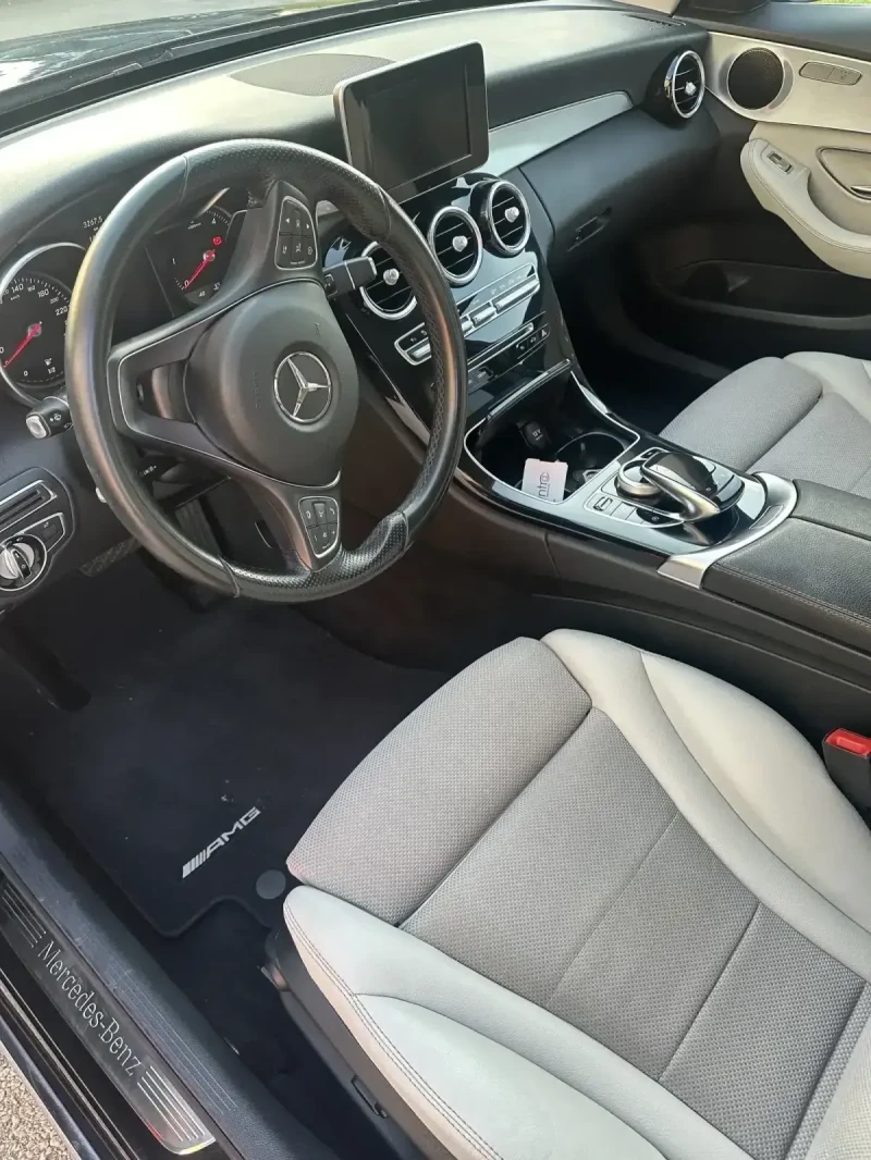 Mercedes-Benz C 220 4matic, снимка 3 - Автомобили и джипове - 53423239