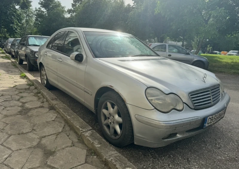 Mercedes-Benz C 200 Compressor, снимка 2 - Автомобили и джипове - 53117944
