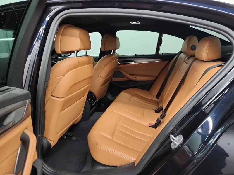 BMW 530 M PACK * * CARFAX * * АВТО КРЕДИТ * * , снимка 12 - Автомобили и джипове - 53168493