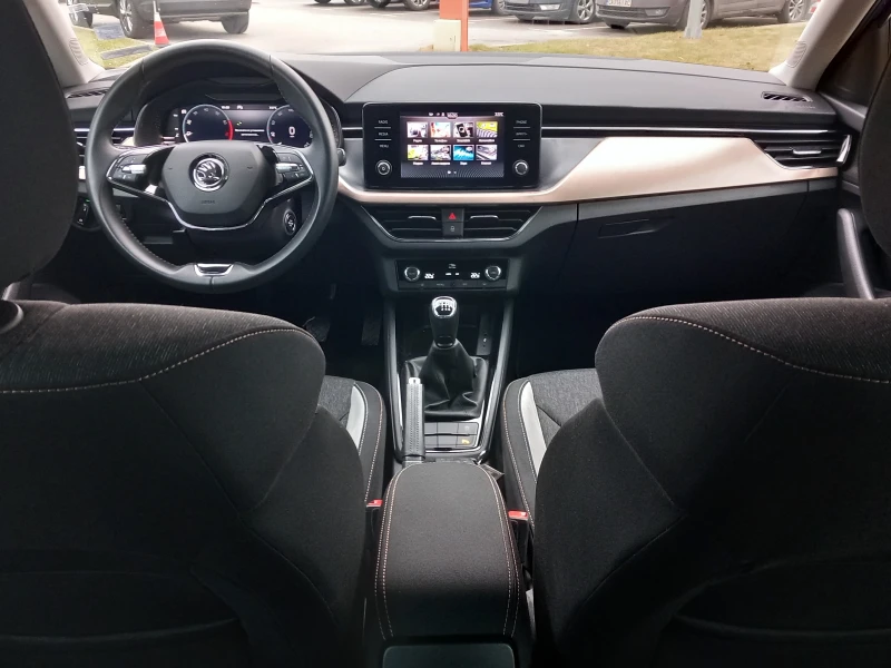 Skoda Scala 1.0 TSI 6M, снимка 8 - Автомобили и джипове - 53413626