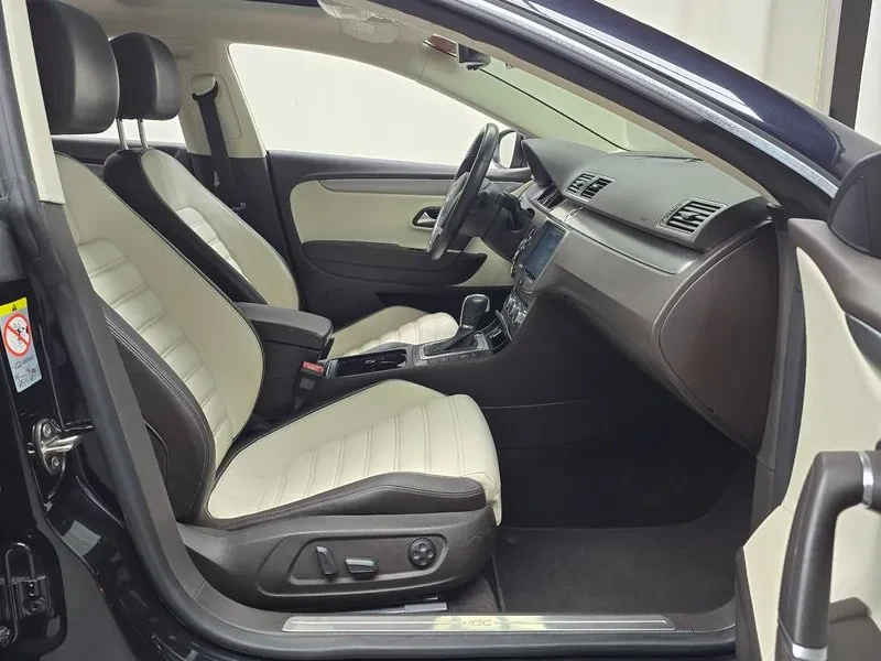 VW CC 2.0 TDI 4Motion, снимка 11 - Автомобили и джипове - 54303473