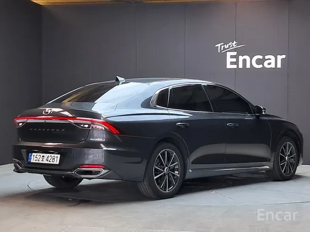 Hyundai Grandeur 2.5 LeBlanc, снимка 2 - Автомобили и джипове - 55682778