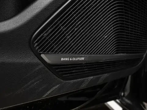 Audi A4 S-Line* Quattro* Technik* Bang Olufsen* Digital, снимка 10 - Автомобили и джипове - 55696373
