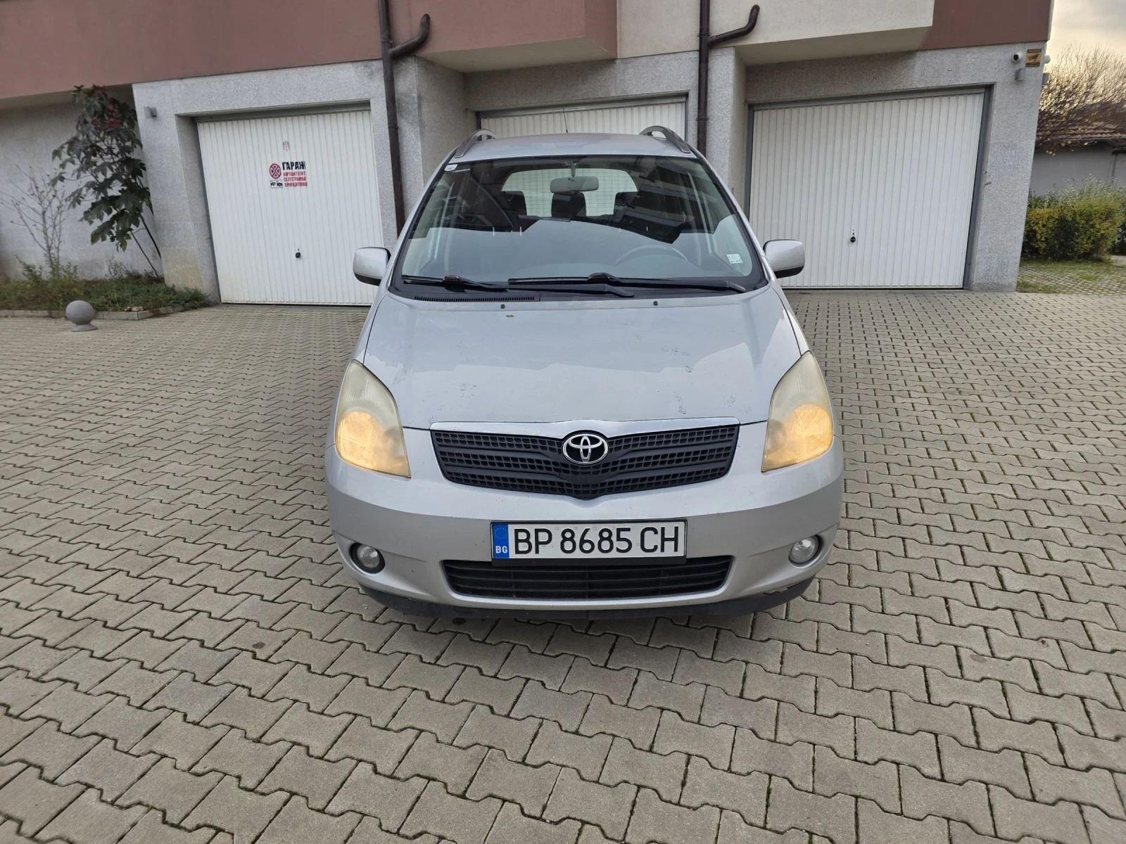 Toyota Corolla verso А/С, снимка 1