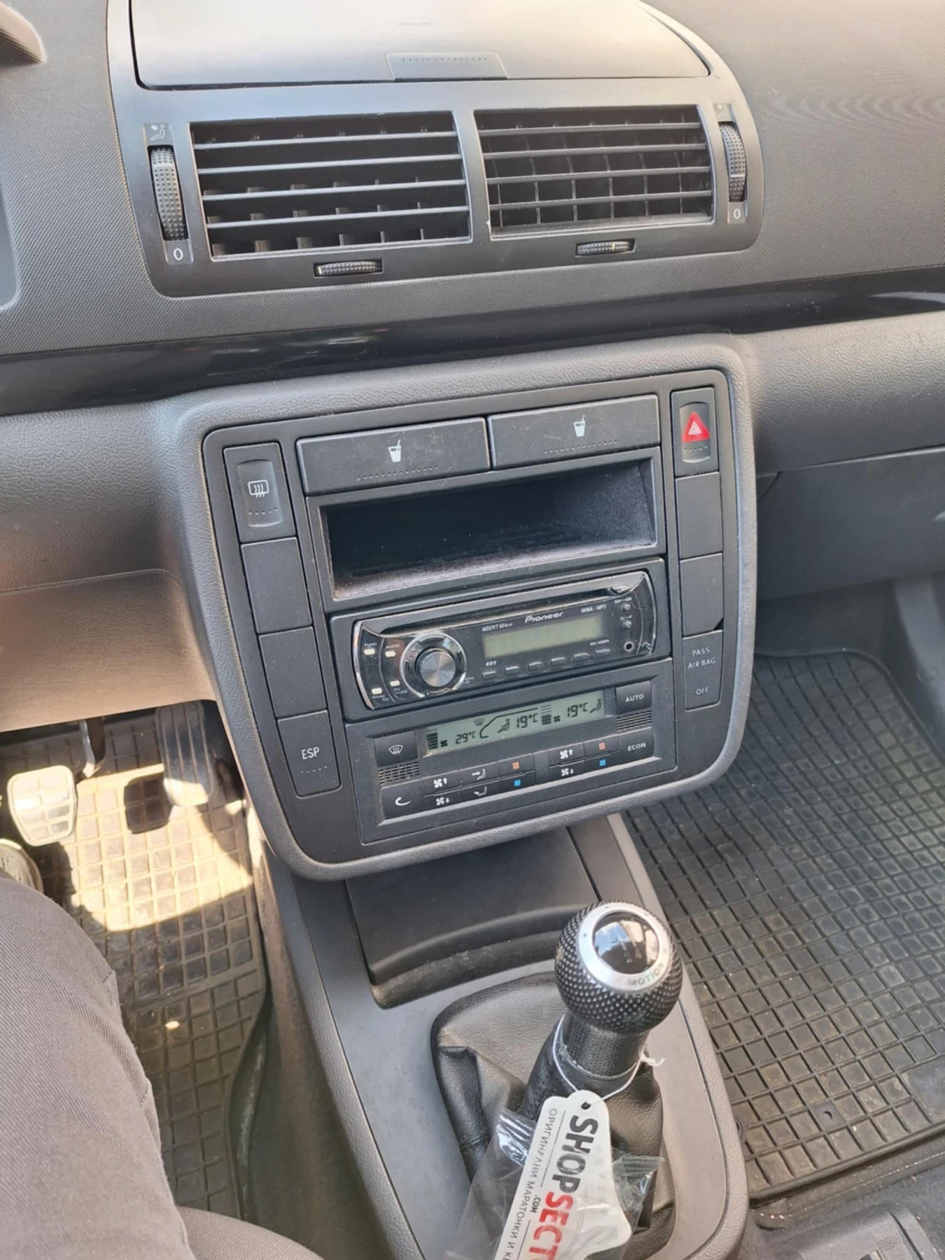 VW Sharan 2.8 VR6, 4 motion  - изображение 8