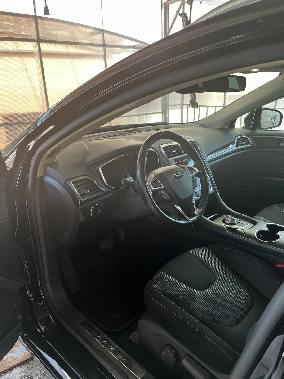Ford Mondeo  - изображение 7