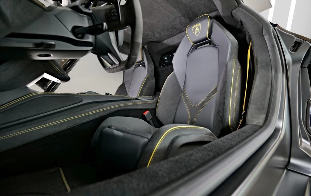 Lamborghini Revuelto | Mobile.bg   12