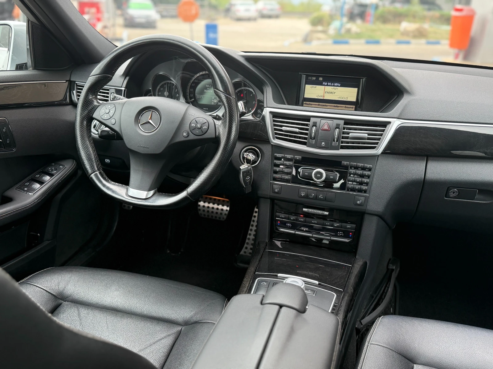 Mercedes-Benz E 350 AMG/  | Mobile.bg   11