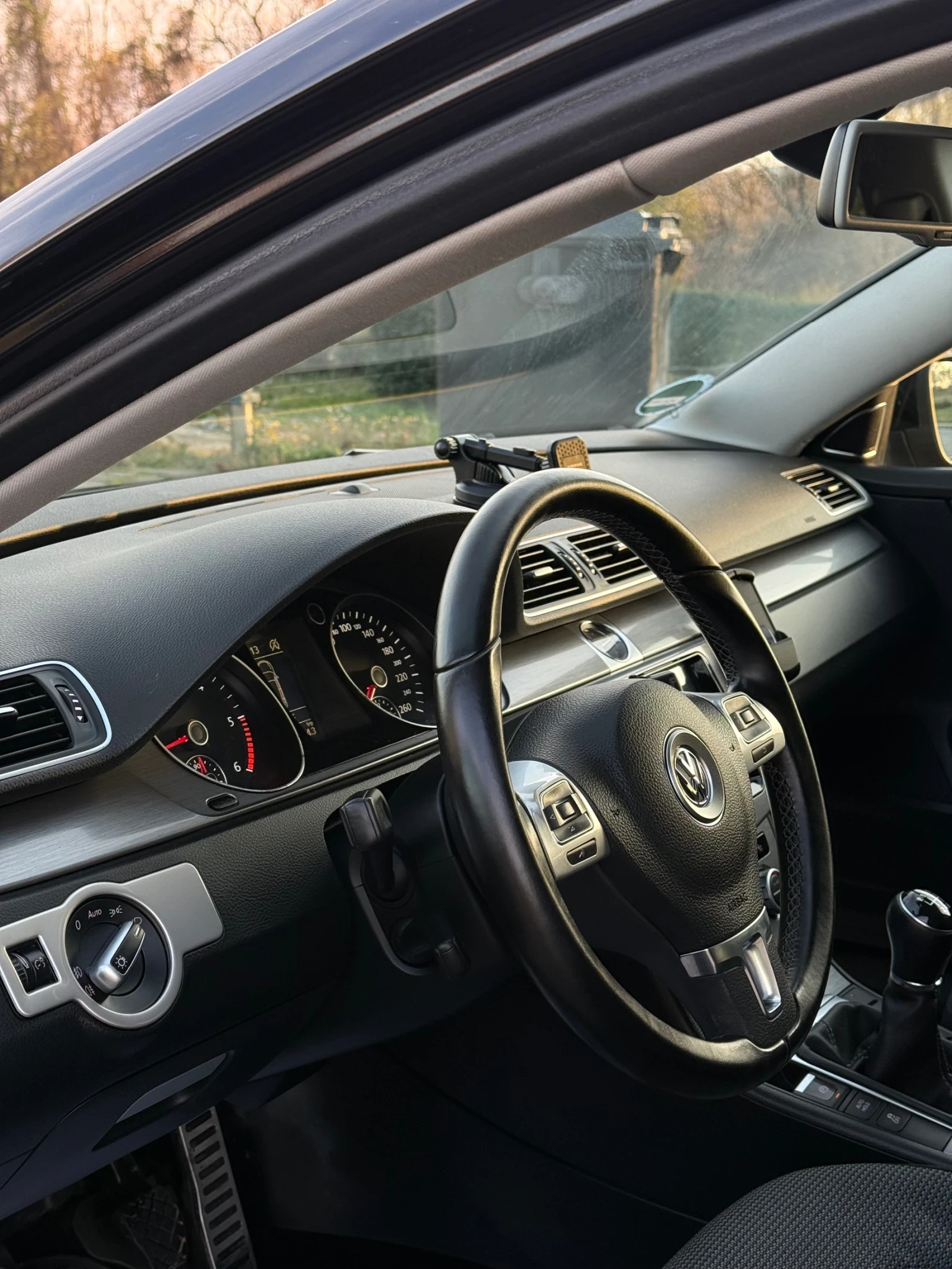 VW Passat 2.0TDI FULL LED - изображение 7