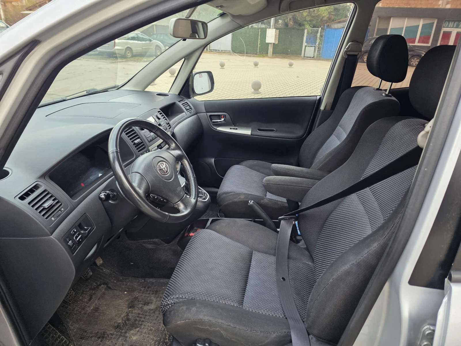 Toyota Corolla verso А/С - изображение 9