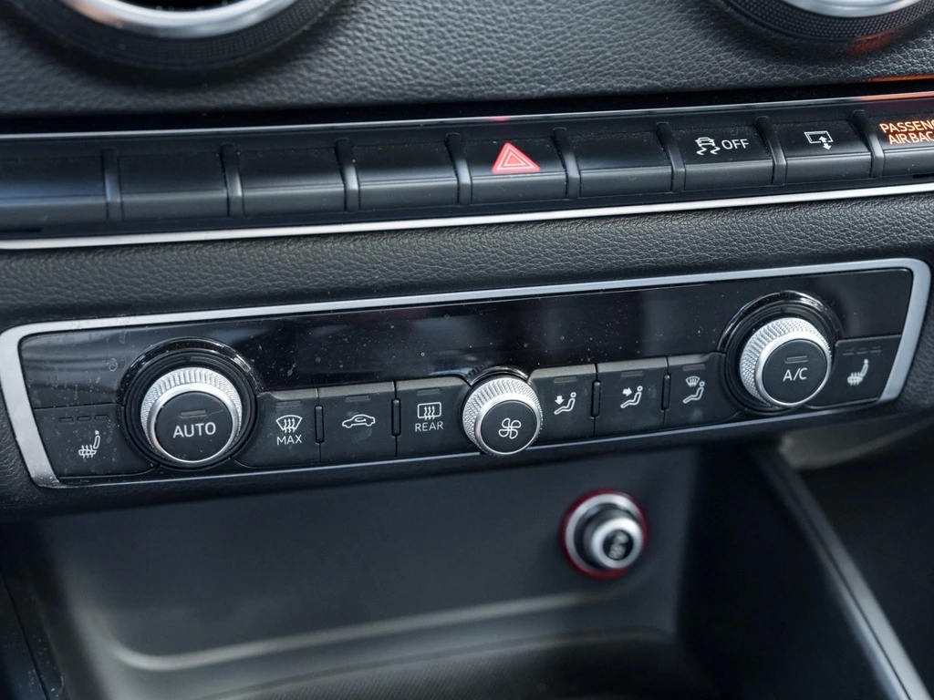 Audi A3 * Quattro 2.0T Komfort !! No Accident/Clean/Servic | Mobile.bg � ����������� 16