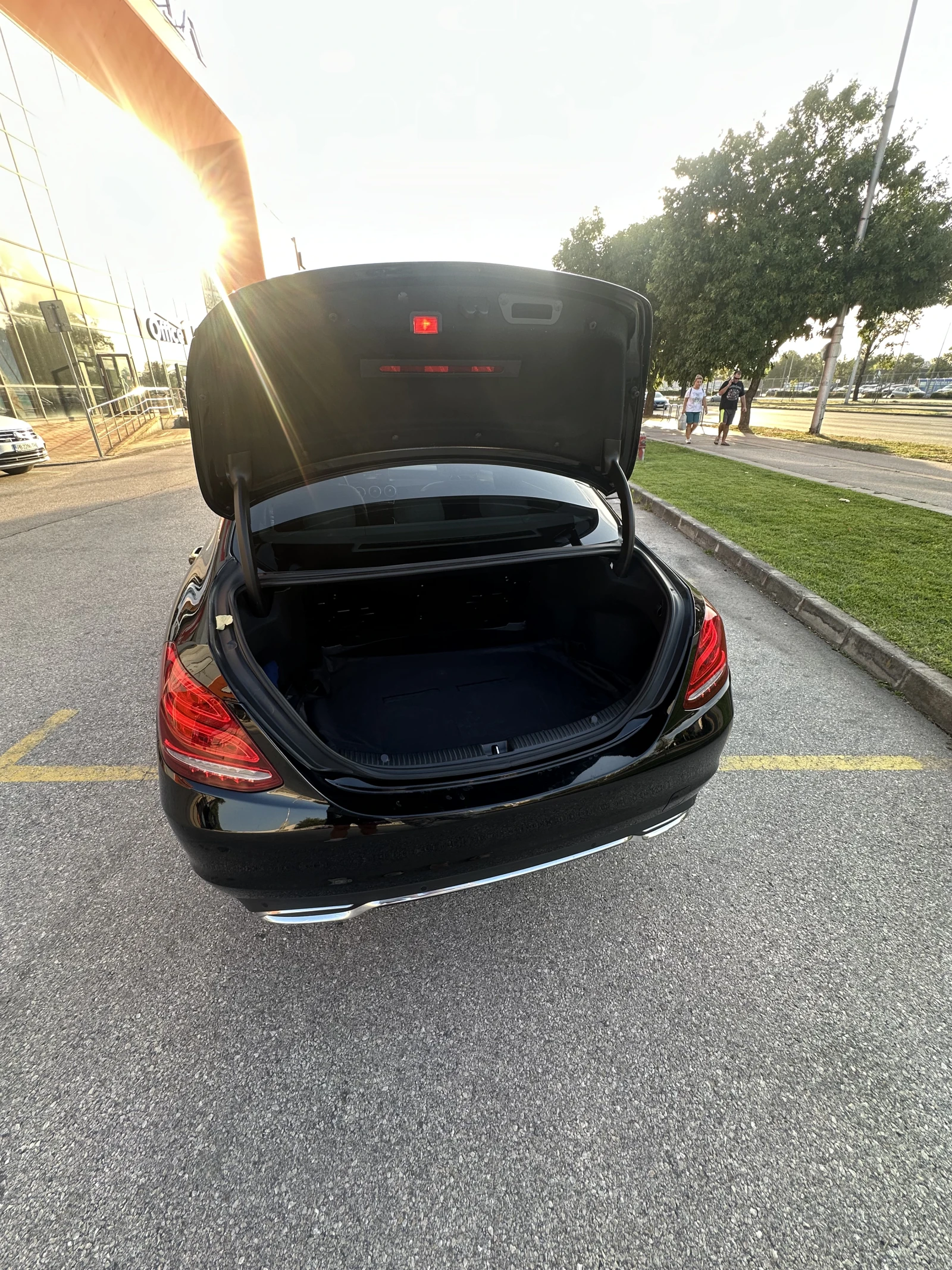 Mercedes-Benz C 220  - изображение 9