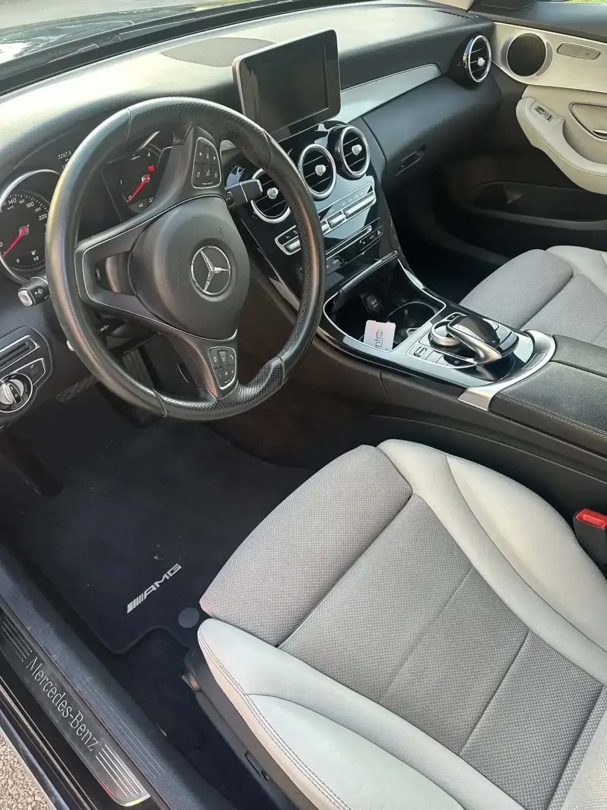 Mercedes-Benz C 220 4matic, снимка 3 - Автомобили и джипове - 54227014