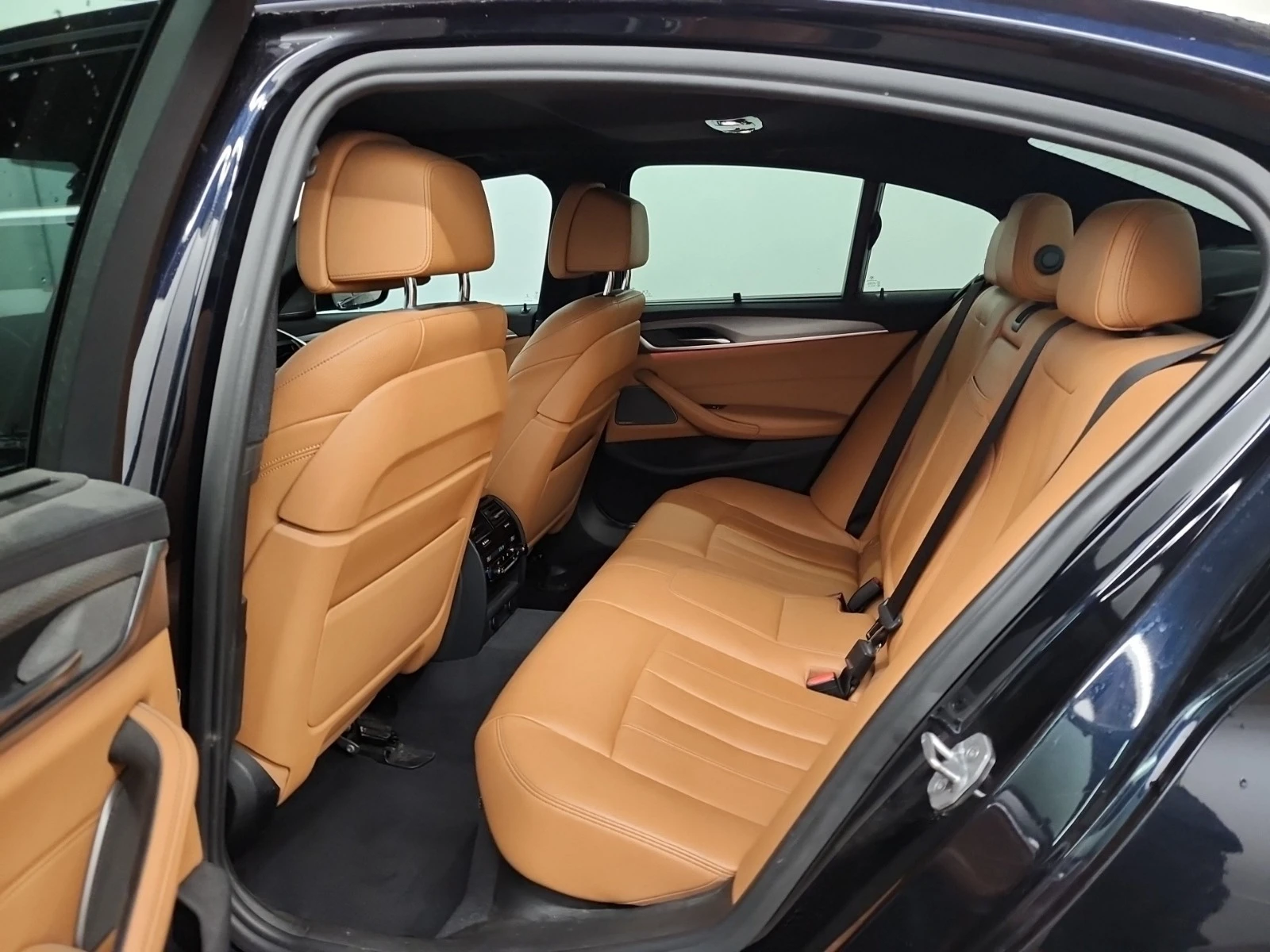 BMW 530 M PACK * * CARFAX * * ���� ������ * *  | Mobile.bg � ����������� 12