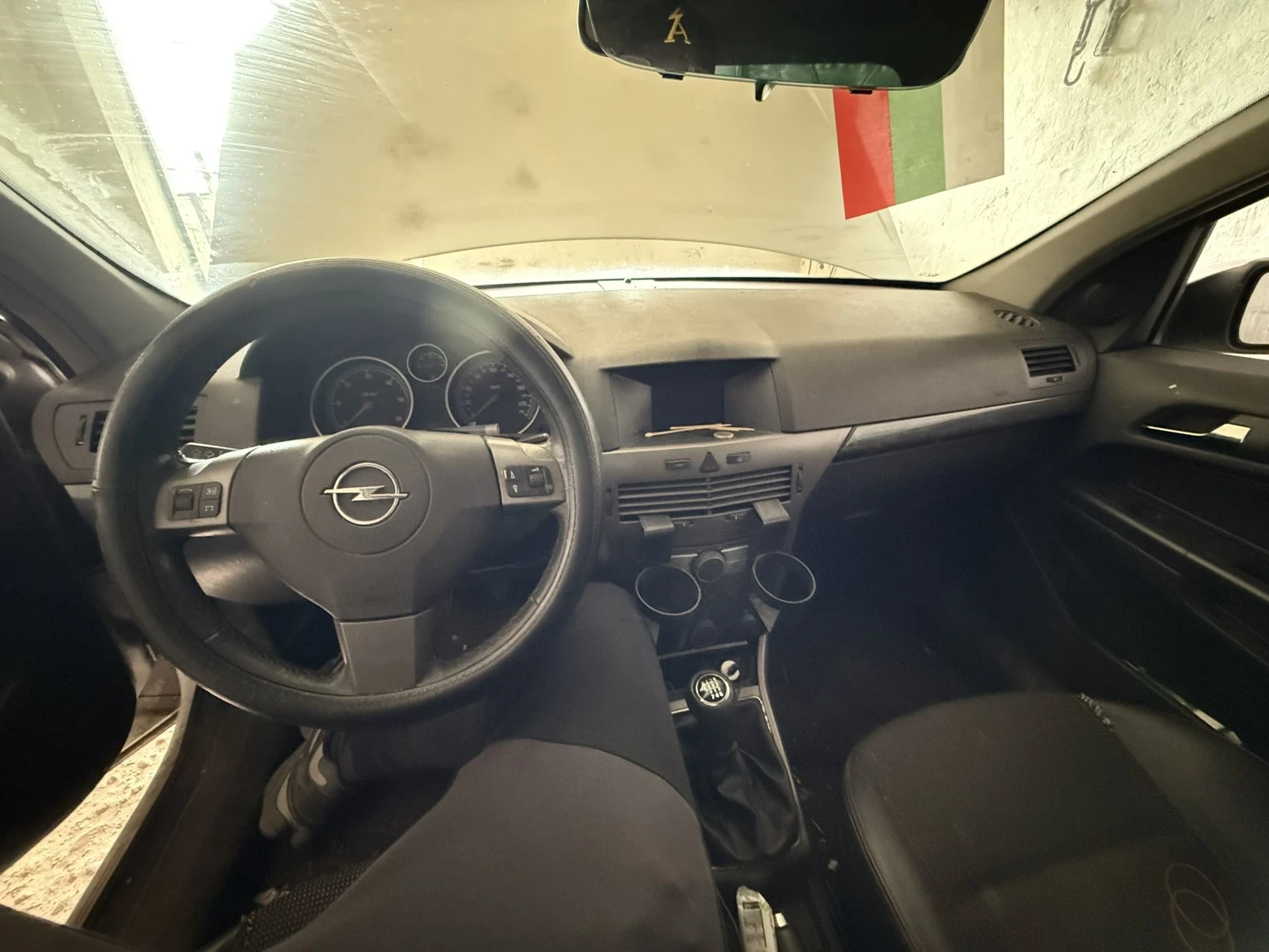 Opel Astra 1.9, снимка 4 - Автомобили и джипове - 53709881