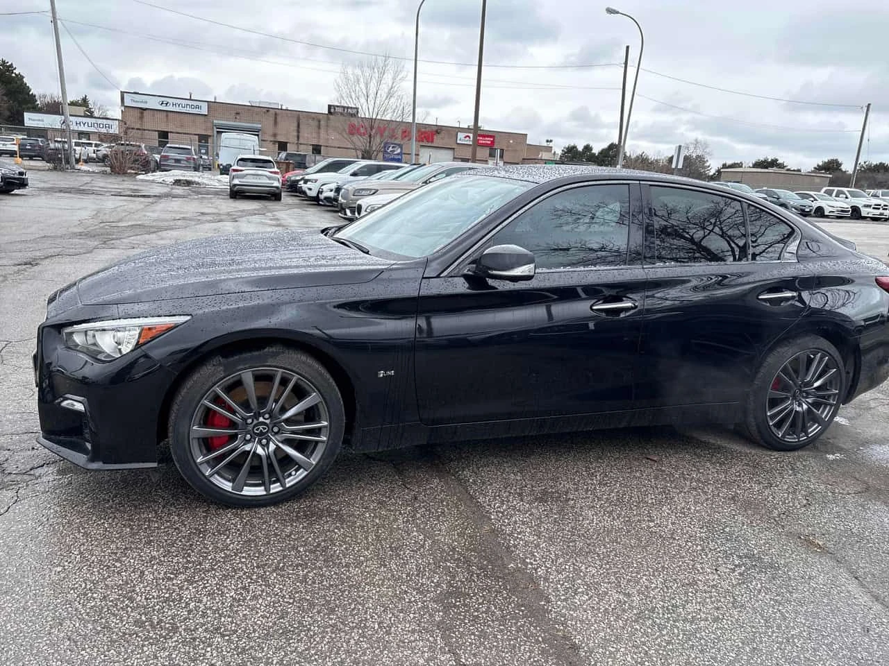 Infiniti Q50 * AWD * CARFAX * KEYLESS * 360 КАМЕРИ, снимка 2 - Автомобили и джипове - 53953808
