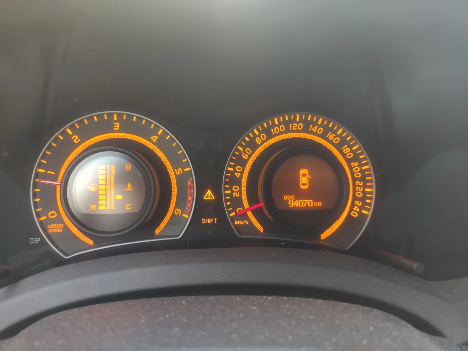 Toyota Auris 2.0 D4D, снимка 7 - Автомобили и джипове - 54044092