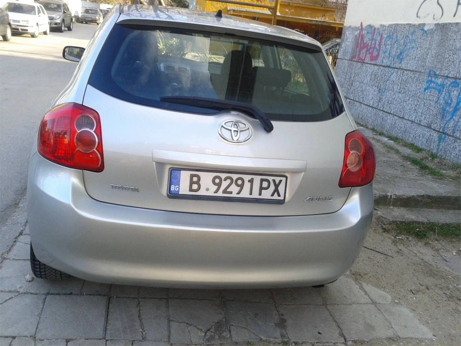 Toyota Auris 2.0 D4D, снимка 2 - Автомобили и джипове - 54044092