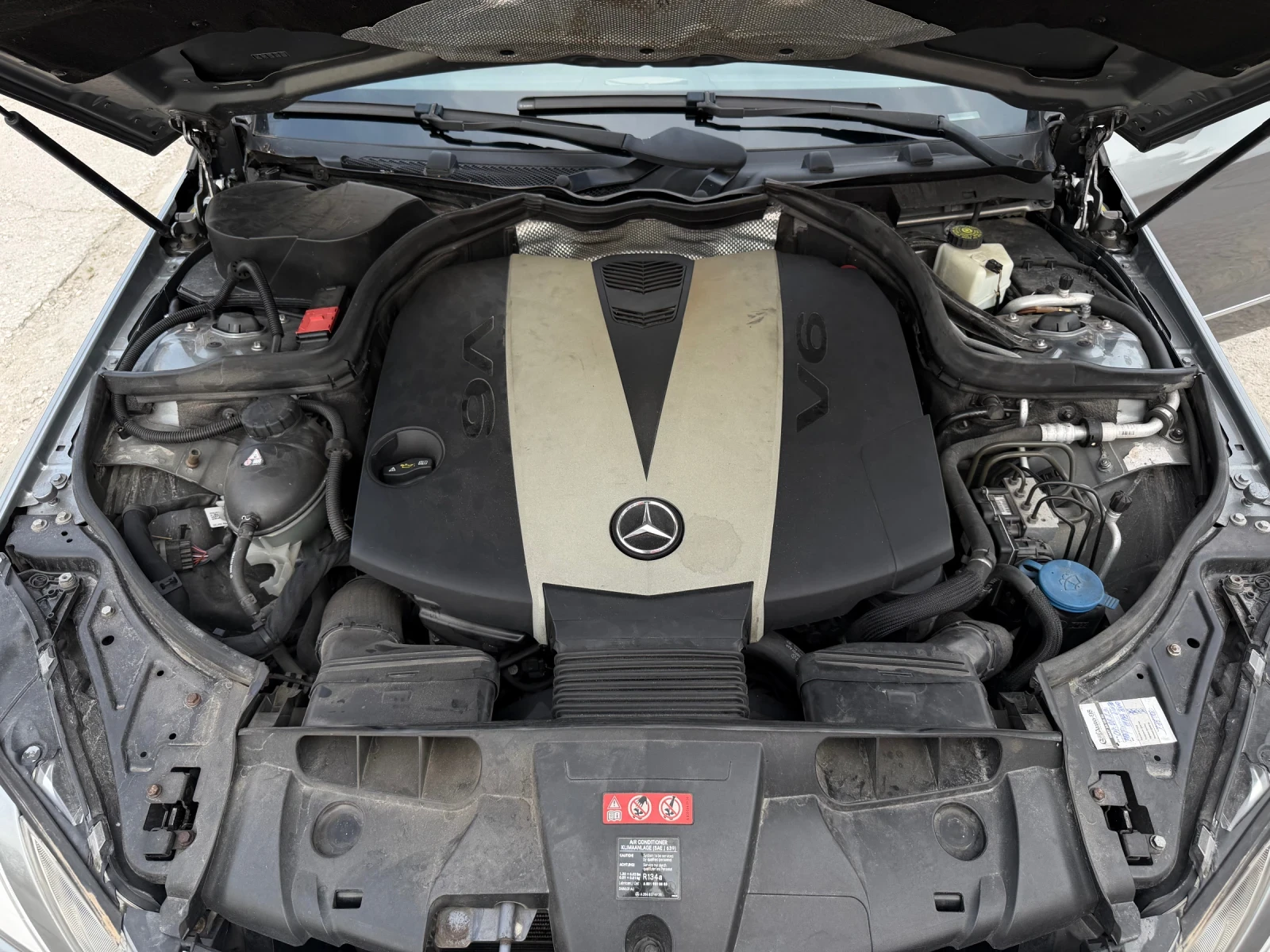 Mercedes-Benz E 350 Coupe, снимка 16 - Автомобили и джипове - 54182461