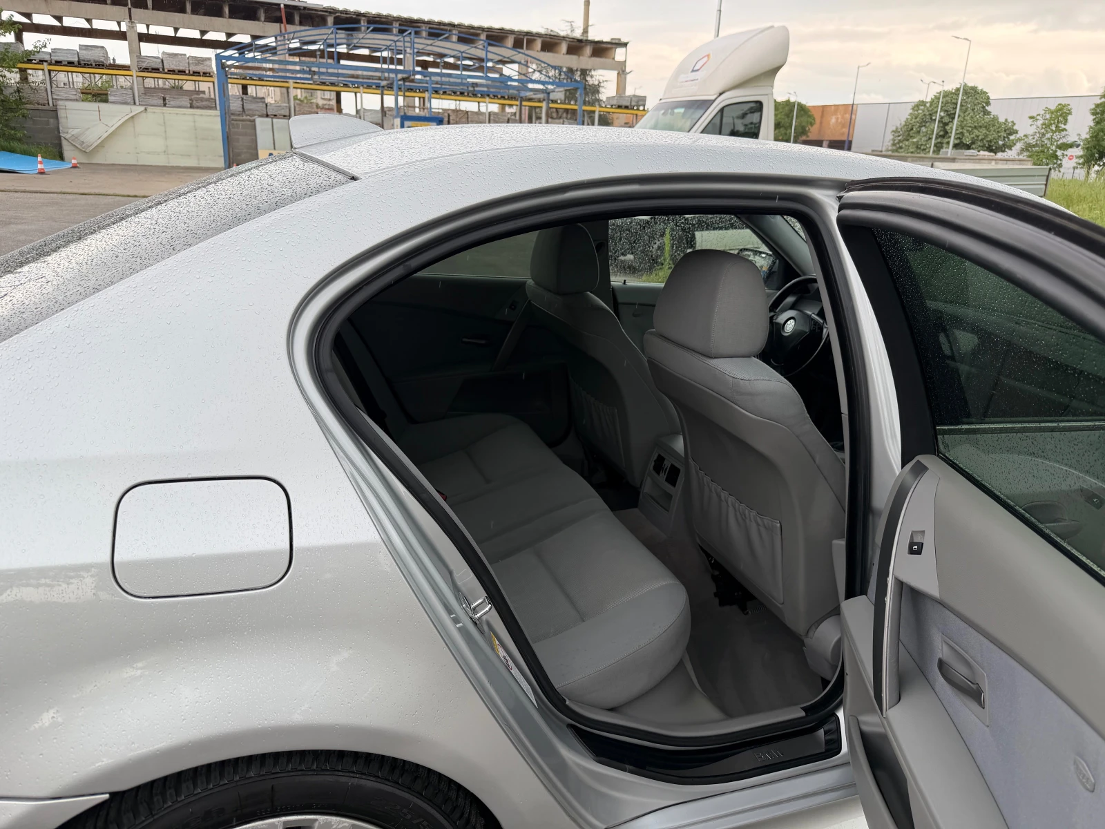 BMW 520 i M-Pac, снимка 10 - Автомобили и джипове - 54495677