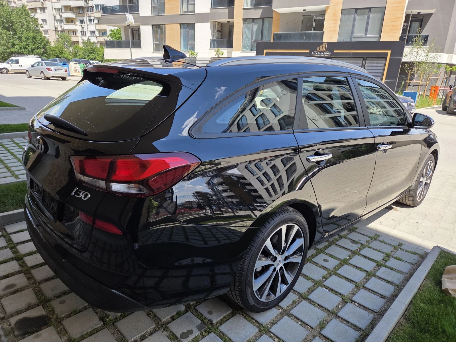 Hyundai I30 Bixenon/Full/, снимка 5 - Автомобили и джипове - 54618188