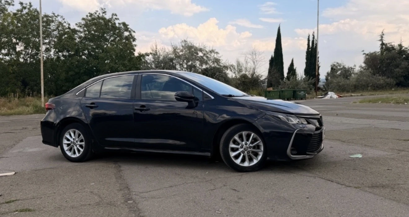 Toyota Corolla LPG* РЕГИСТРИРАНА, снимка 2 - Автомобили и джипове - 55735045