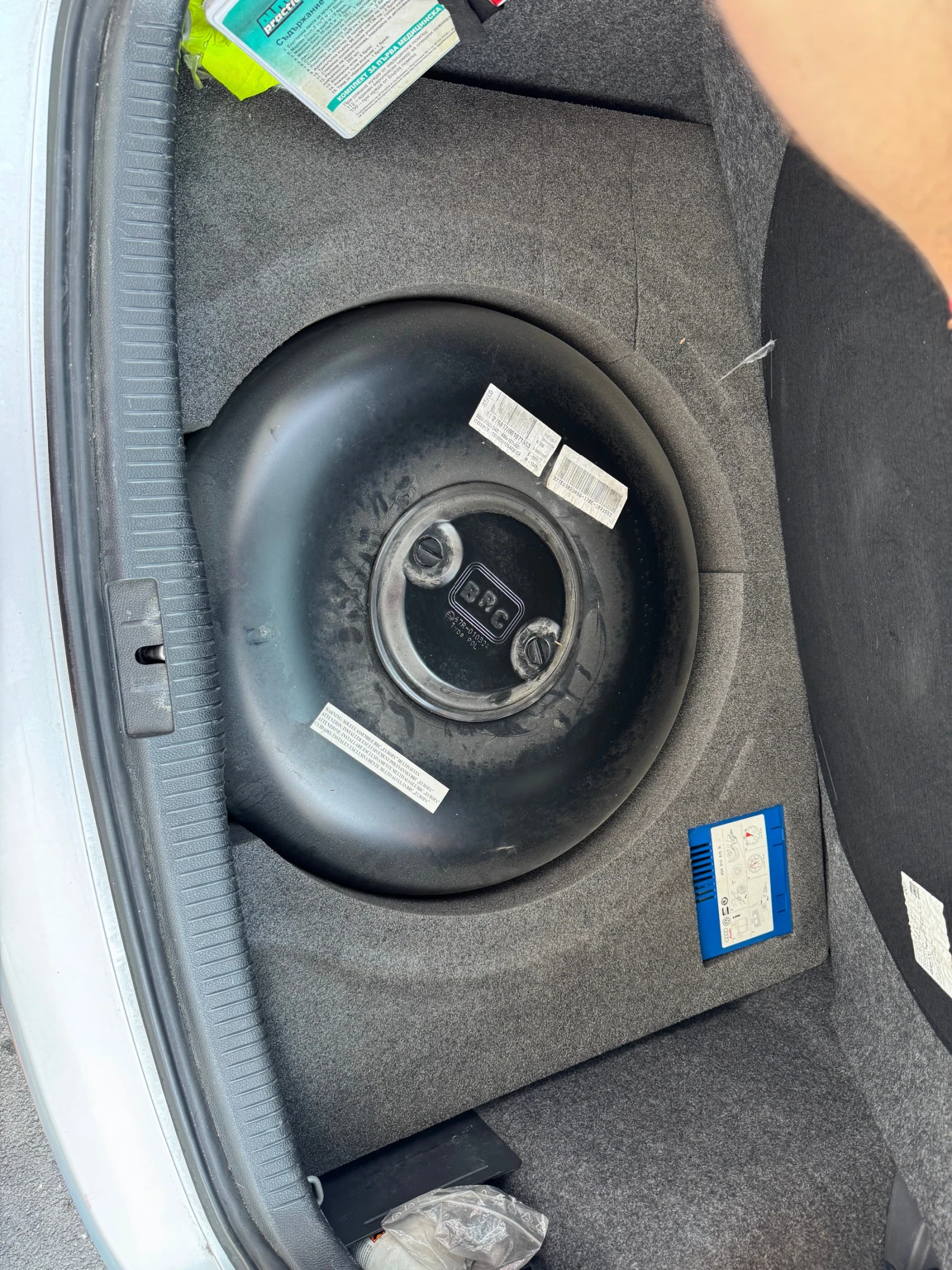 VW Golf, снимка 10 - Автомобили и джипове - 56333885
