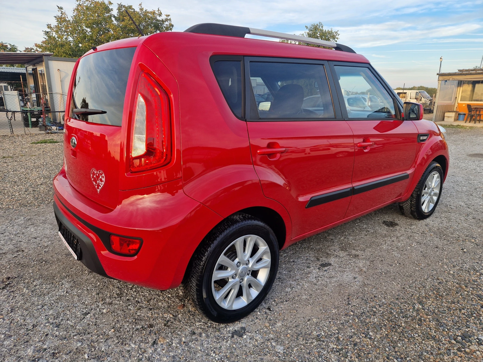 Kia Soul 1.6i 140ch SPIRIT | Mobile.bg � ����������� 7