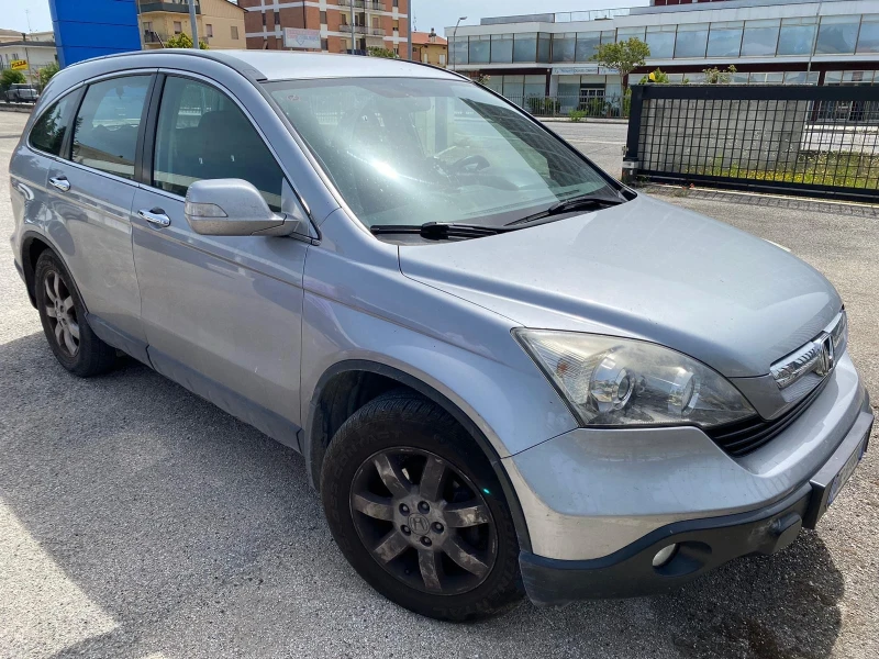 Honda Cr-v 2.2I-CTDI 4x4 6ck. 140k.c., снимка 1 - Автомобили и джипове - 48589085