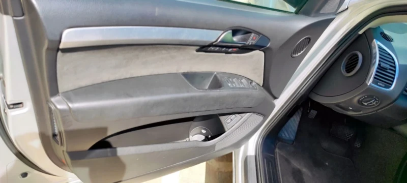 Audi Q7 3.0 tdi 245к.с. нов двигател и турбо!!!, снимка 5 - Автомобили и джипове - 52531543