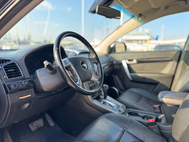Chevrolet Captiva 2.2 184к.с, снимка 11 - Автомобили и джипове - 52532306