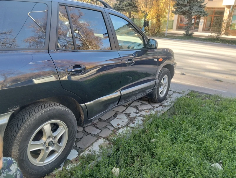 Hyundai Santa fe 2.0 CRDI, снимка 4 - Автомобили и джипове - 52729014
