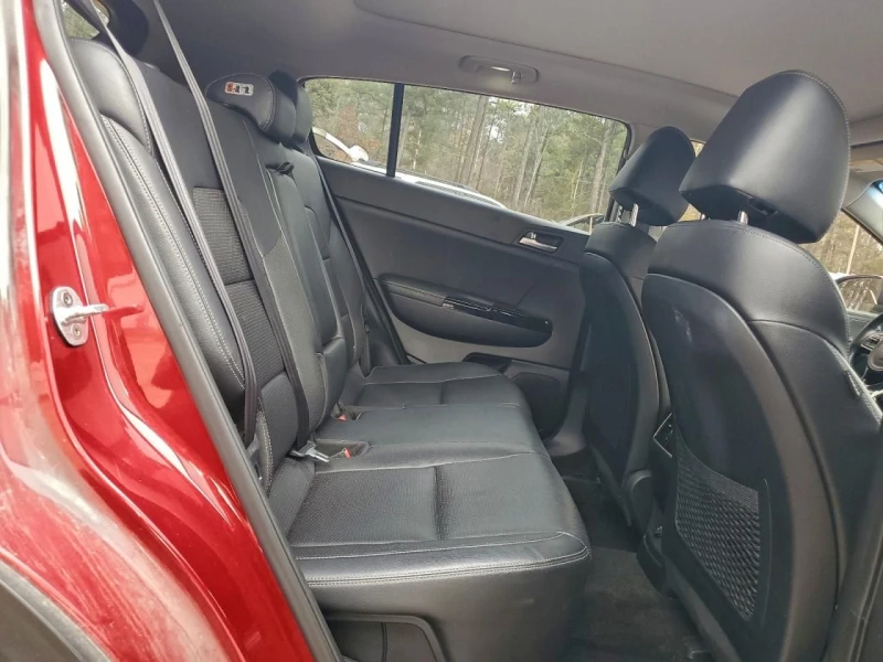 Kia Sportage, снимка 10 - Автомобили и джипове - 52929001