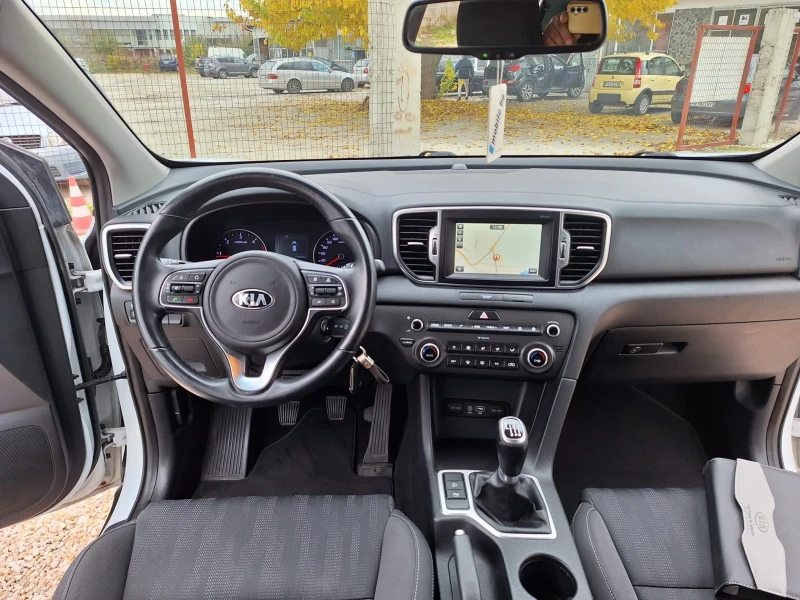 Kia Sportage 1.7d* NAVI/LED/KAMERA, снимка 10 - Автомобили и джипове - 53171825