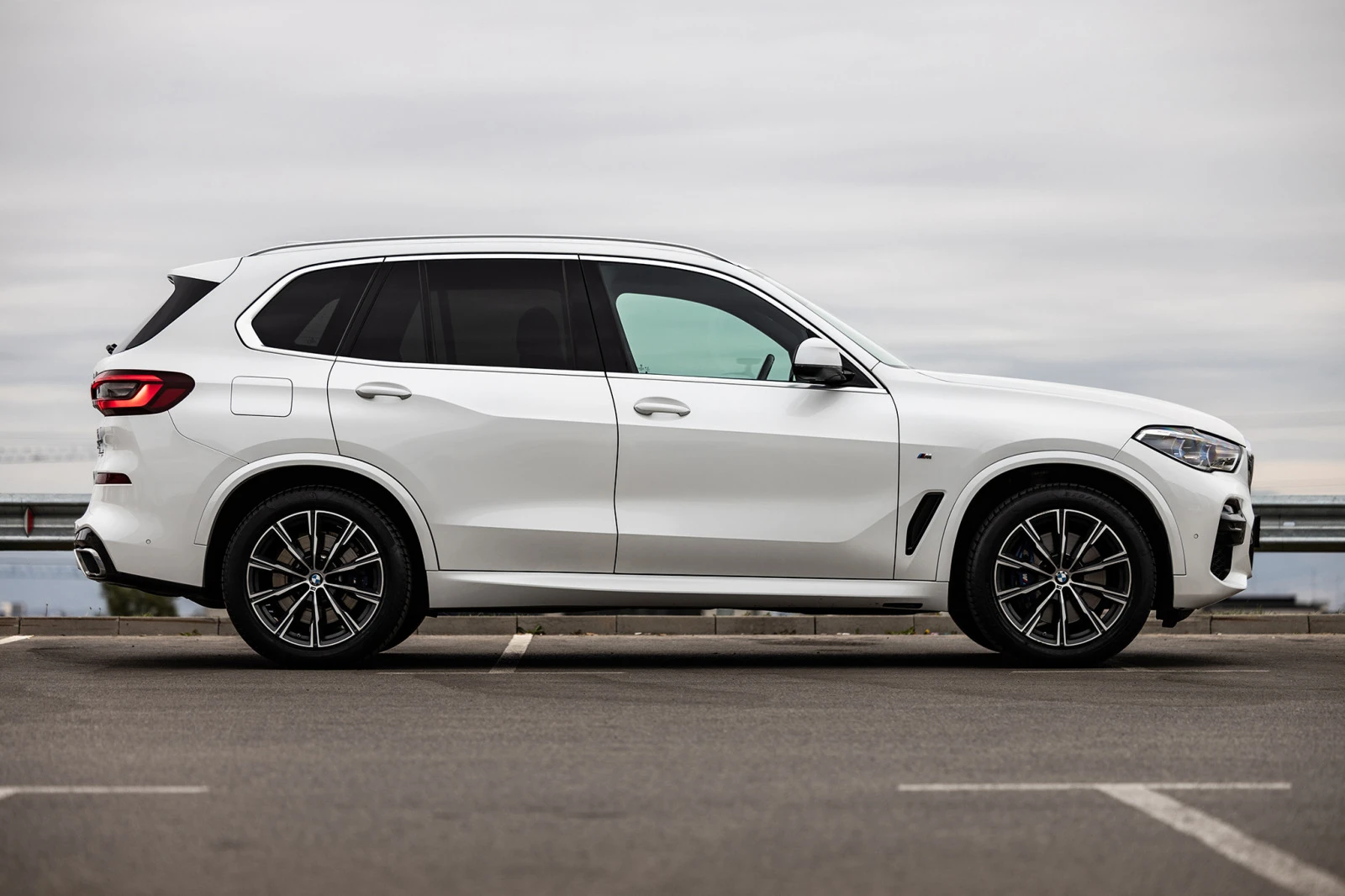 BMW X5 xDrive 3.0D M-Sport  - изображение 8