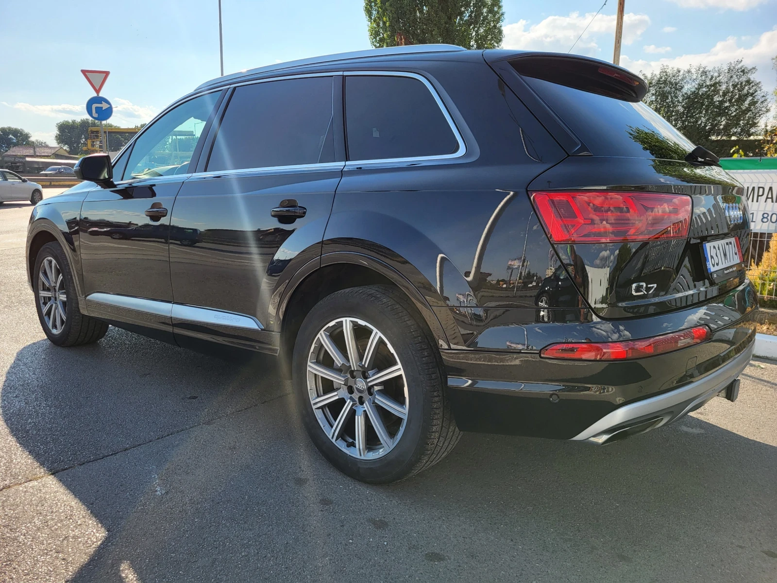 Audi Q7 3.0 TFSI V6 333 KC ВСИЧКИ ЕКСТРИ НОВ ВНОС 51225 КМ - изображение 6