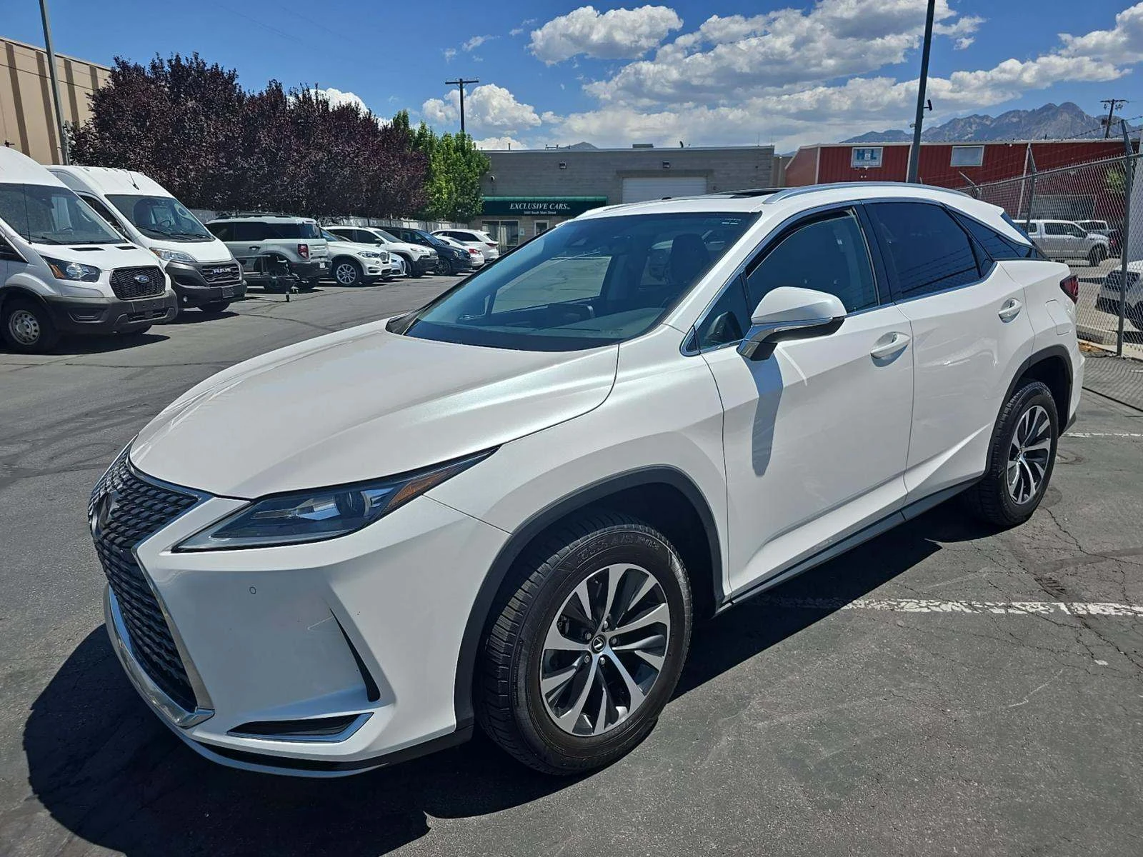 Lexus RX 350 2020* DISTRONIK* LANE ASSIST* М.ТОЧКА* ПОДГРЕВ* КА - изображение 2