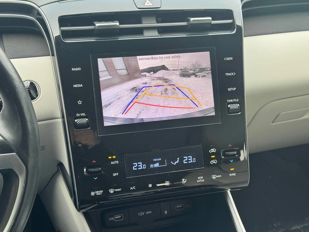 Hyundai Tucson Luxury  CARFAX | Mobile.bg � ����������� 10