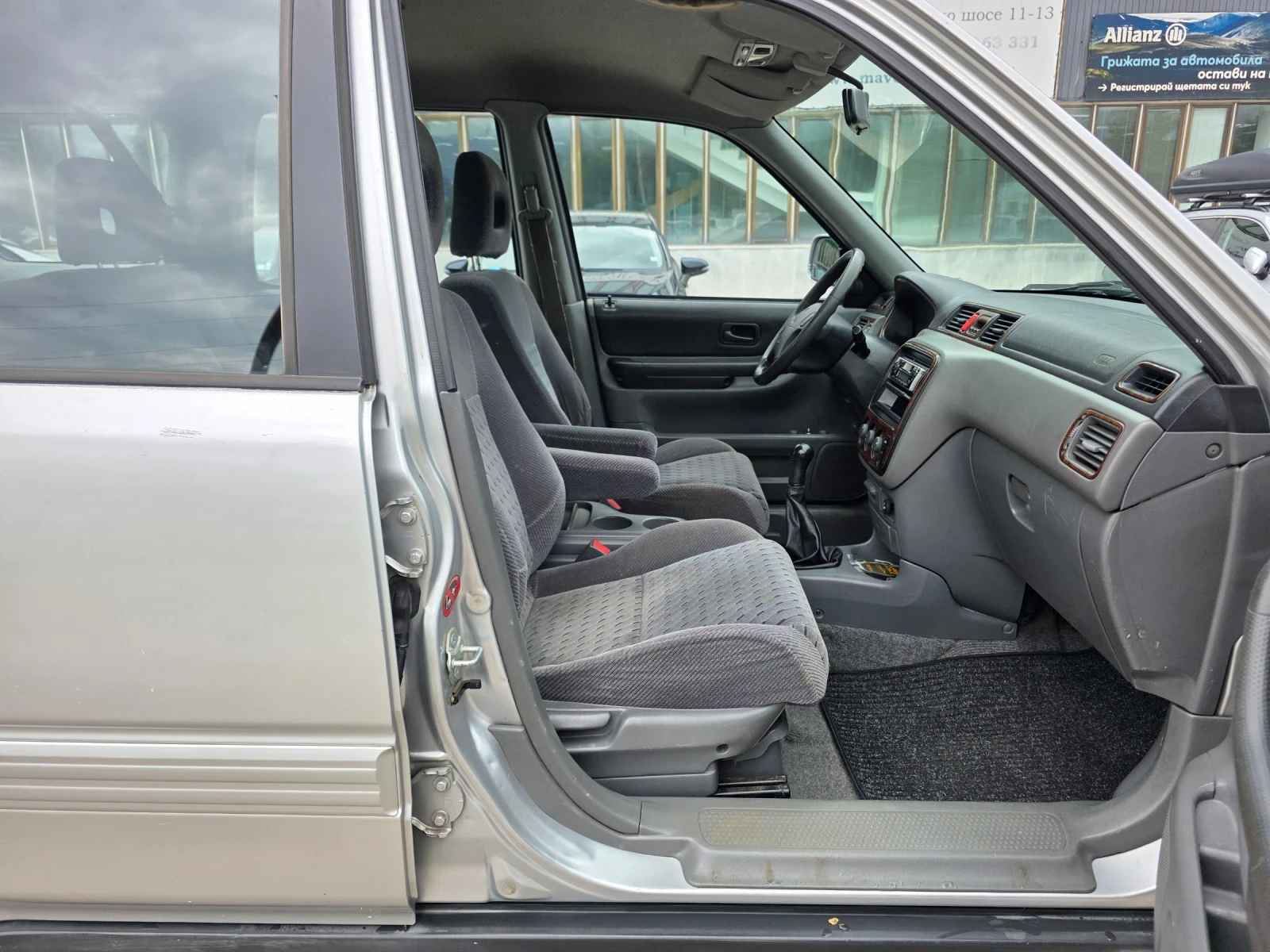 Honda Cr-v 2.0i 4x4 147k.c ITALIA , снимка 15 - Автомобили и джипове - 54621084