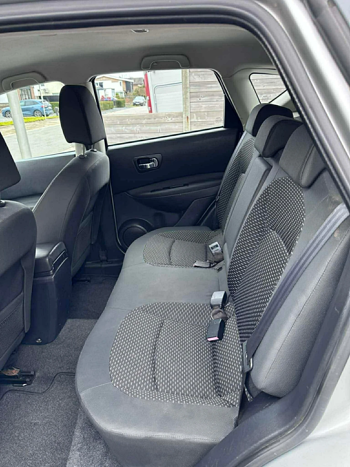 Nissan Qashqai 1.5dci 106ps, снимка 11 - Автомобили и джипове - 54735296