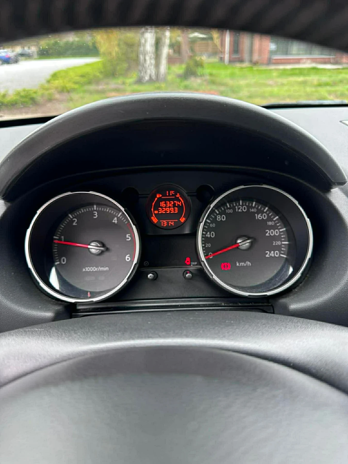 Nissan Qashqai 1.5dci 106ps, снимка 9 - Автомобили и джипове - 54735296