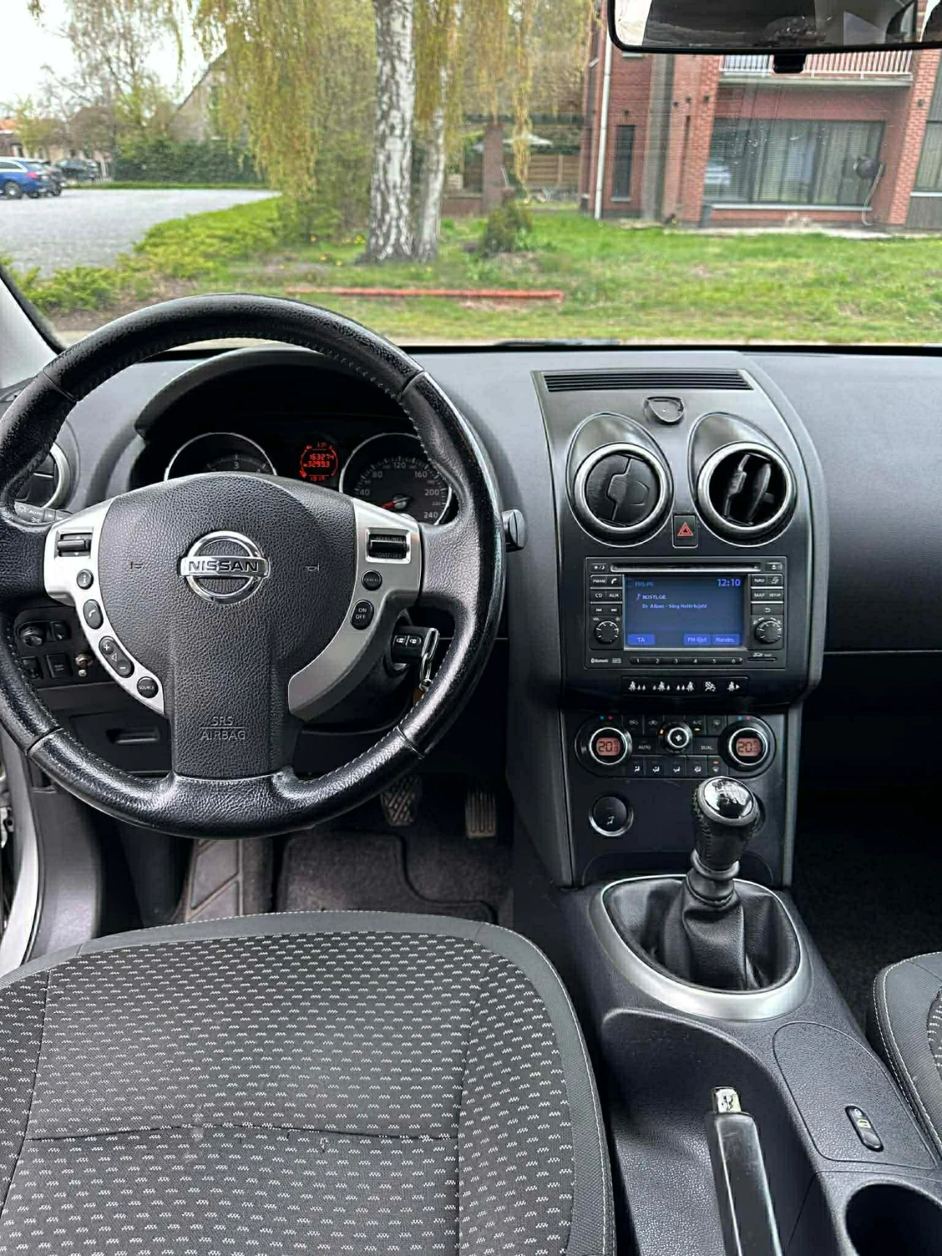 Nissan Qashqai 1.5dci 106ps, снимка 8 - Автомобили и джипове - 54735296