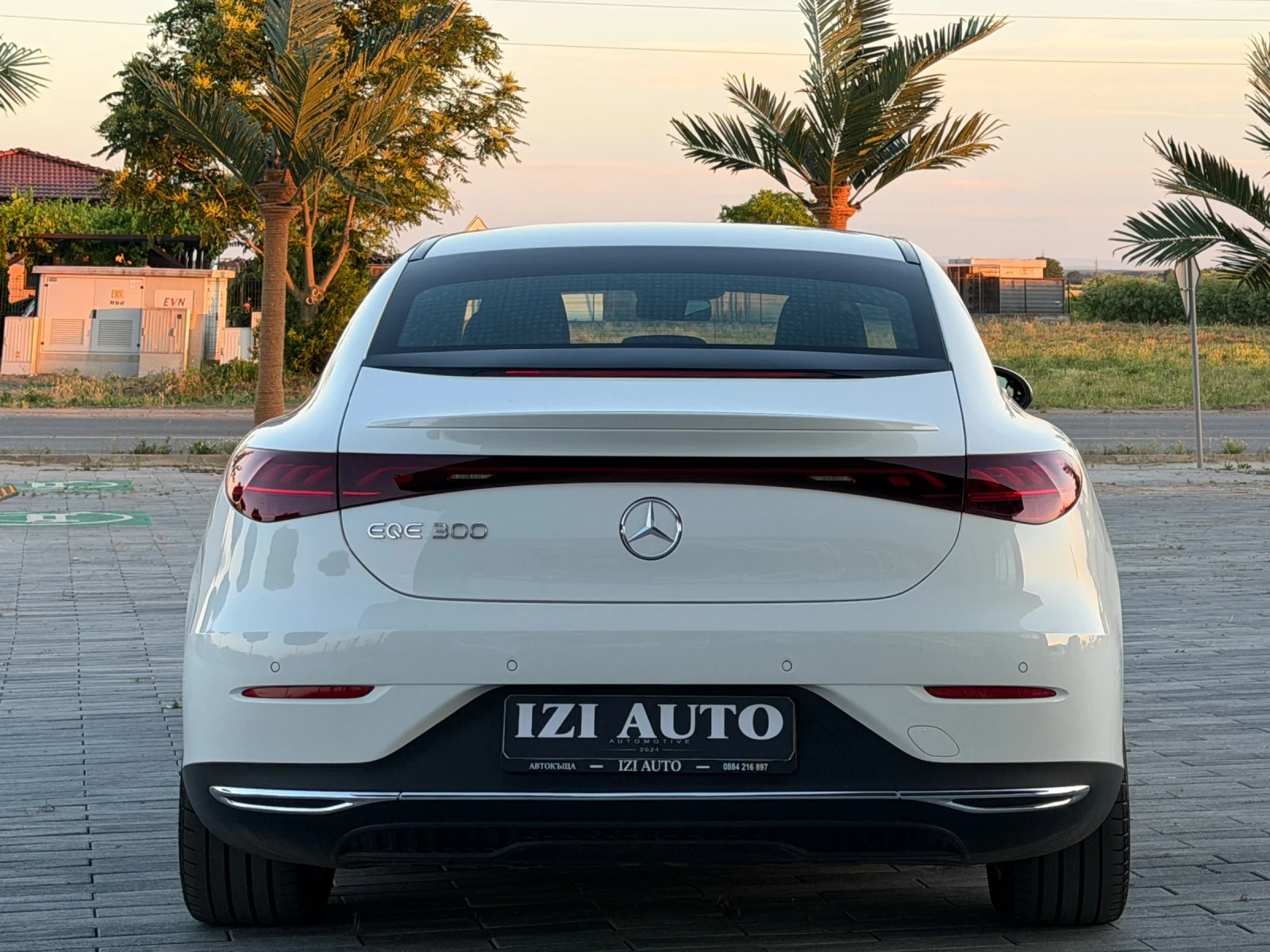 Mercedes-Benz EQE 300/PREMIUM PLUS/LIZING, снимка 5 - Автомобили и джипове - 54865121